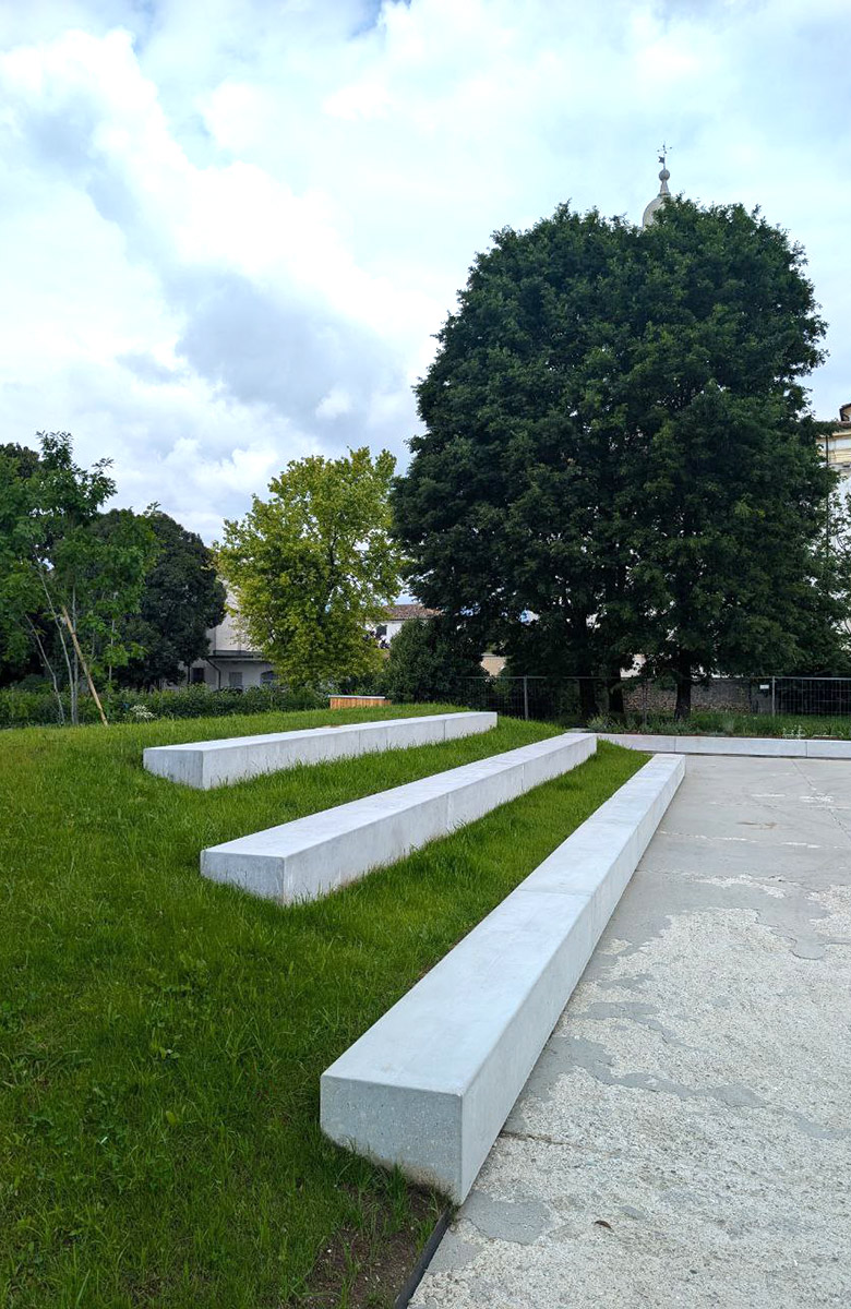 Arene Panche Anfiteatri Prefabbricati Calcestruzzo Cemento 005